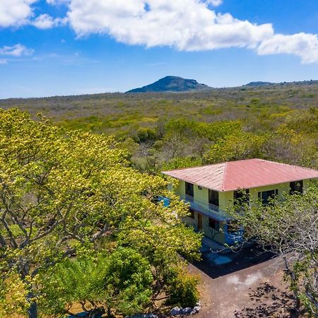 Cucuve Eco Hostal Puerto Baquerizo Moreno Eksteriør bilde