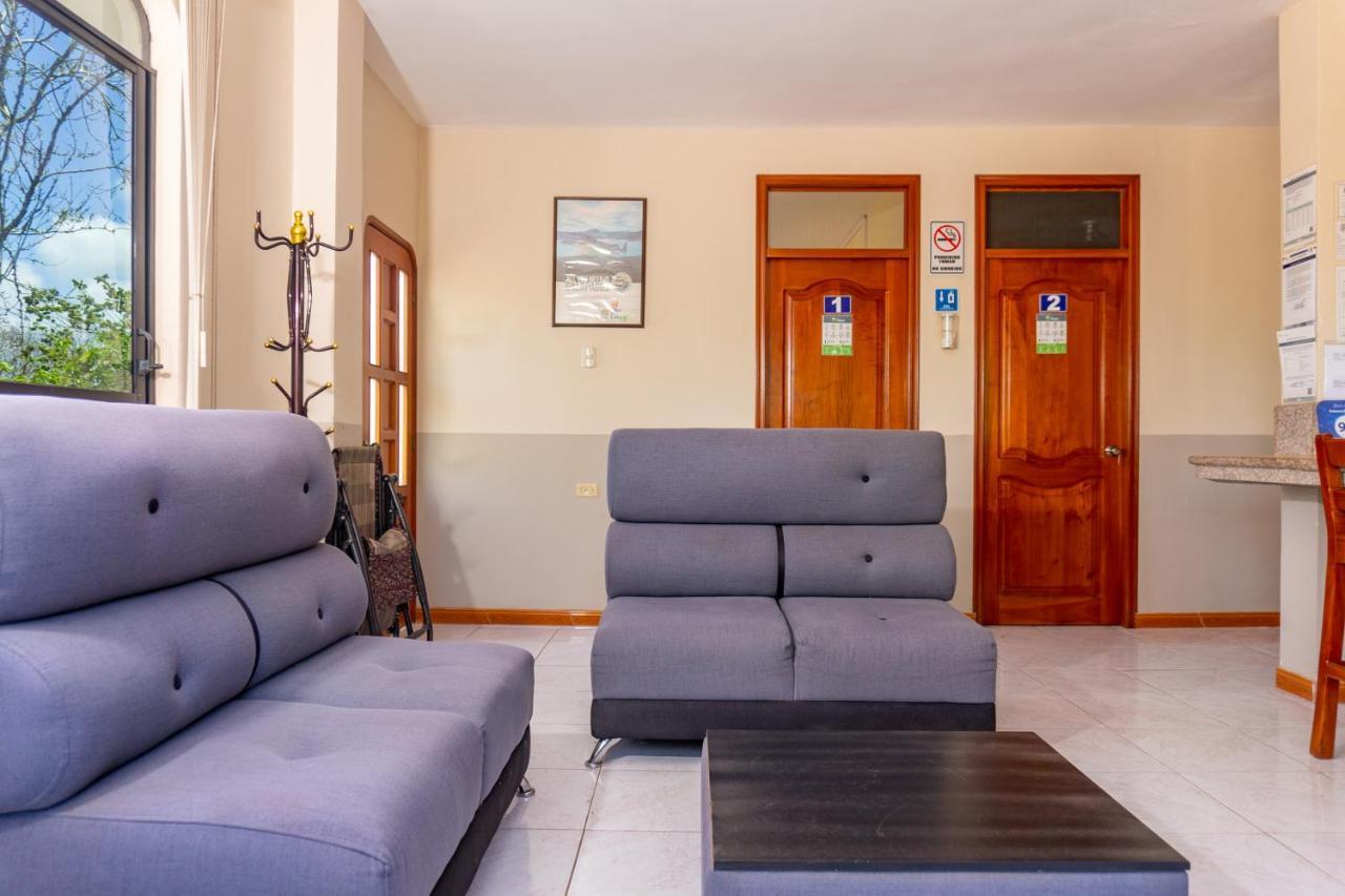 Cucuve Eco Hostal Puerto Baquerizo Moreno Eksteriør bilde