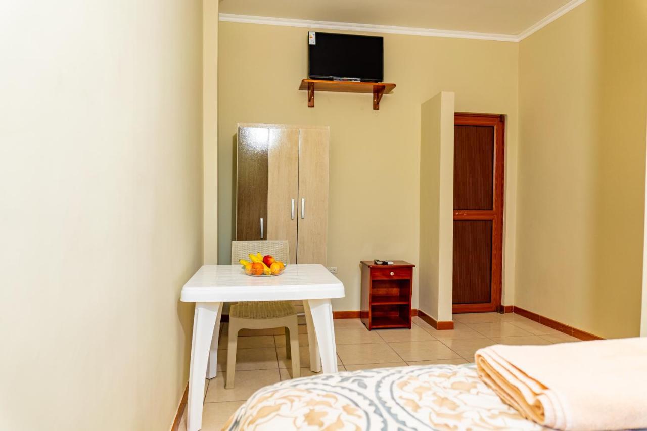 Cucuve Eco Hostal Puerto Baquerizo Moreno Eksteriør bilde